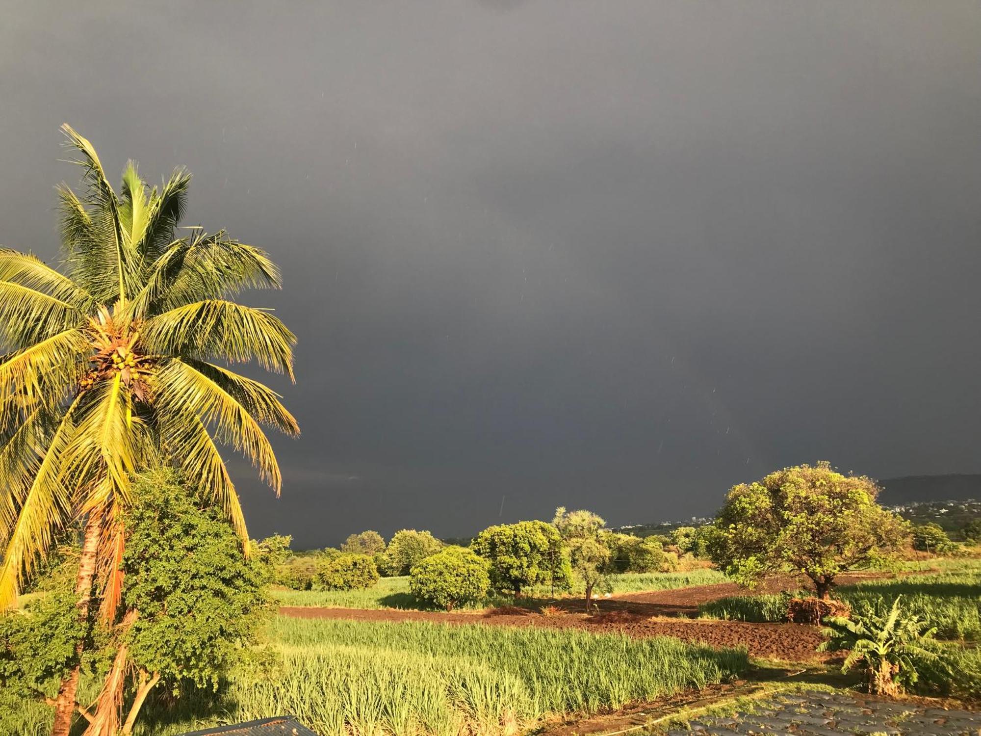 Ingawale Farmhouse Satara Esterno foto